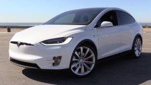 Scopri di più sull'articolo Tesla, Autopilot 2.0 sarà ancora più preciso ed affidabile