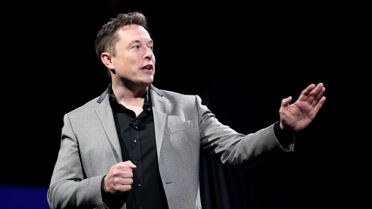 Al momento stai visualizzando Elon Musk, 4 tappe per colonizzare Marte