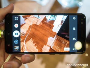 Scopri di più sull'articolo Asus Zenfone AR e Zenfone 3 Zoom, nuovo sguardo sul mondo