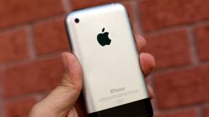 Scopri di più sull'articolo iPhone, il 29 giugno 2007 cambiava la storia della telefonia
