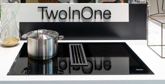 Al momento stai visualizzando Finisce l’era della cappa tradizionale: è boom delle soluzioni sottopiano