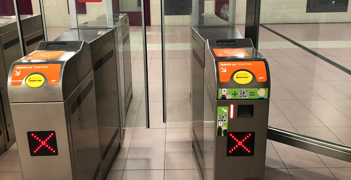 Al momento stai visualizzando Prigionieri nella metropolitana di Milano per colpa del (fallimentare) biglietto elettronico