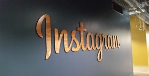 Scopri di più sull'articolo Instagram avanti tutta: 1 miliardo di utenti e attacco frontale a YouTube