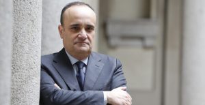 Scopri di più sull'articolo Il Ministro Bonisoli vince il tabù del diritto d’autore: “Separare le funzioni di SIAE”