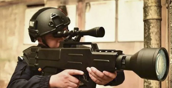 Al momento stai visualizzando La polizia cinese come Star Wars: in dotazione un fucile laser devastante