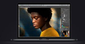 Scopri di più sull'articolo Primi problemi per i MacBook Pro 2018: la versione con Core i9 scalda troppo. E va più piano