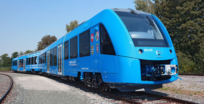 Al momento stai visualizzando In Germania il primo treno a idrogeno. In Italia 4.700 Km di linee non elettrificate