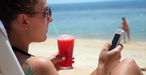 Scopri di più sull'articolo Vodafone, nuove tariffe per l’estero: fino a 500 MB al giorno e viaggi (quasi) ovunque