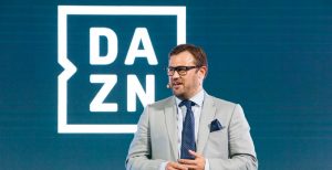 Scopri di più sull'articolo Editoriale – La sfida di DAZN: offrire qualcosa di meglio rispetto al passato. E con il solo streaming non ce la può fare.