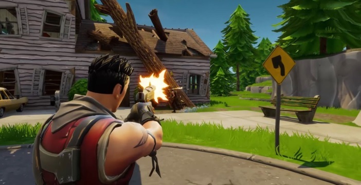 Al momento stai visualizzando Fortnite per Android si “ribella” al Play Store: sarà scaricabile solo dal sito ufficiale