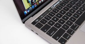 Scopri di più sull'articolo Di nuovo problemi per i MacBook Pro. Ora gli speaker gracchiano