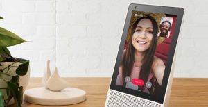 Scopri di più sull'articolo Google aggiunge il display a Home: uno smart speaker con schermo già nel 2018