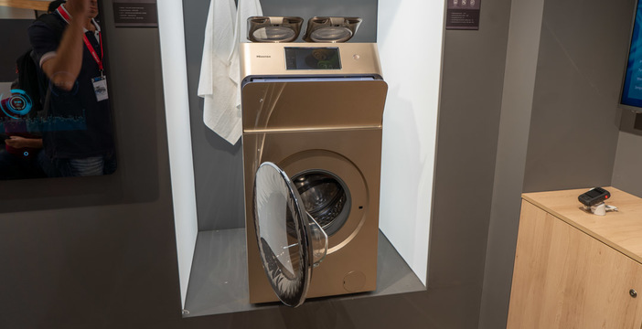 Al momento stai visualizzando Hisense porta in Europa la sua lavatrice da record: tre cestelli nello stesso apparecchio