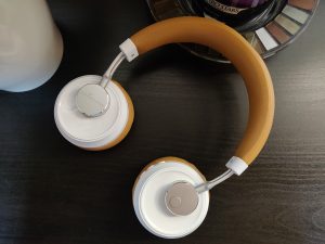 Scopri di più sull'articolo Test Energy System BT Smart 6, cuffie economiche e leggere