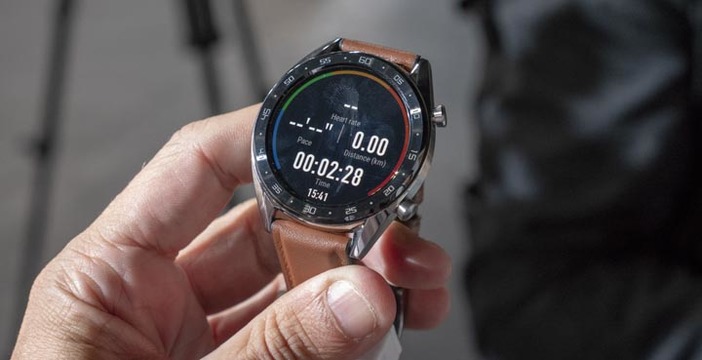 Al momento stai visualizzando Huawei Watch GT, un vero smartwatch con 2 settimane di autonomia