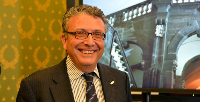 Al momento stai visualizzando Digitale terrestre strozzato, Eutelsat: “Aiuteremo le TV locali ad andare su satellite”.