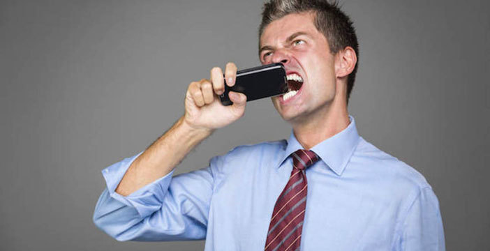 Al momento stai visualizzando Passare da Vodafone a Ho adesso costa 29.99 euro. Voleva dar fastidio a Iliad, si è data fastidio da sola