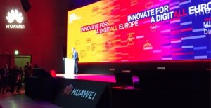 Scopri di più sull'articolo Assistente virtuale, pagamenti e 5G: così Huawei sfida Apple, Samsung e Google