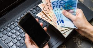 Scopri di più sull'articolo Entro fine anno i rimborsi per i 28 giorni: TIM e soci restituiranno 1 miliardo di euro. Annullate però le multe