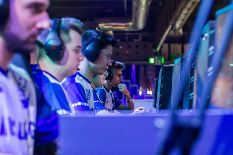 Al momento stai visualizzando Intervista a Edmondo “DragonEddy” Cerini, campione eSport dei Samsung MorningStar