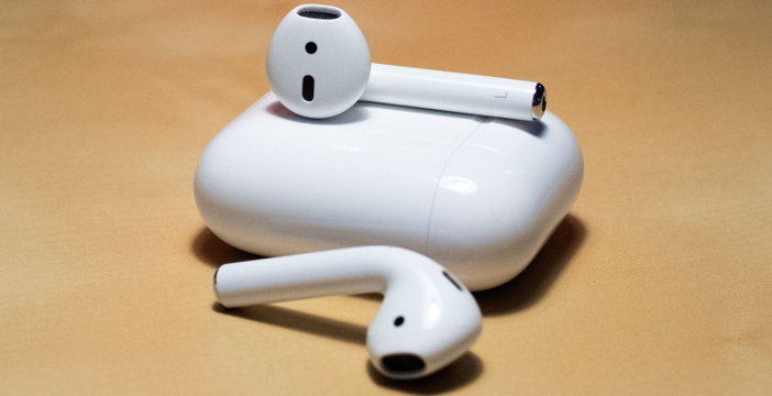 Al momento stai visualizzando AirPods, sensore per battito cardiaco e temperatura corporea nel prossimo modello?