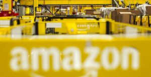 Scopri di più sull'articolo Amazon diventa operatore postale in Italia: ecco cosa cambia