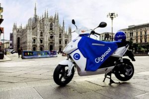 Scopri di più sull'articolo Cityscoot: nuovo scooter sharing a Milano, dalla Francia