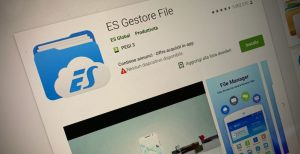 Scopri di più sull'articolo ES File Explorer ha un server web nascosto che lascia lo smartphone senza difese