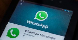 Scopri di più sull'articolo WhatsApp, sblocco con l’impronta per celare i messaggi dallo sguardo altrui