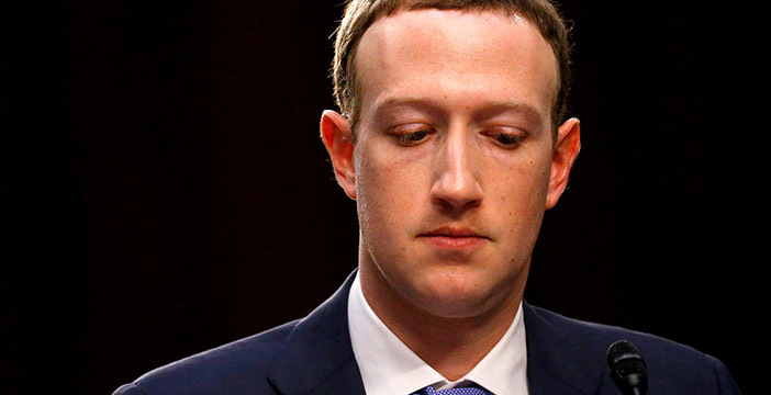 Al momento stai visualizzando L’annus horribilis di Facebook. Tra scandali, privacy e il crollo in borsa