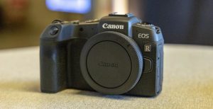 Scopri di più sull'articolo Canon EOS RP, prime impressioni e foto della nuova full frame dal prezzo ok