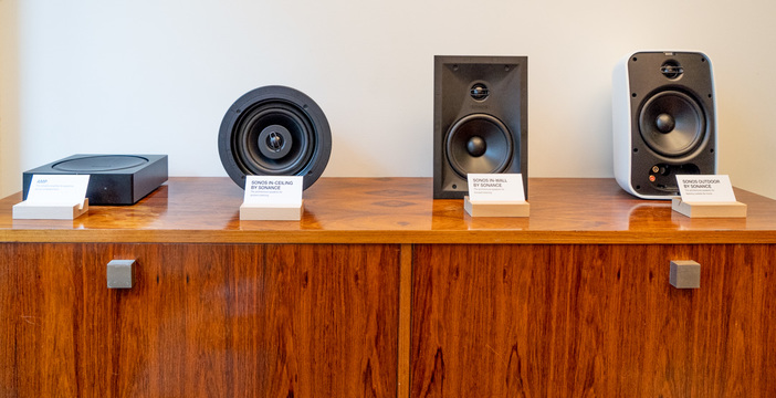 Al momento stai visualizzando Sonos lancia i diffusori da incasso e da esterni. Svelata la linea “Architectural”