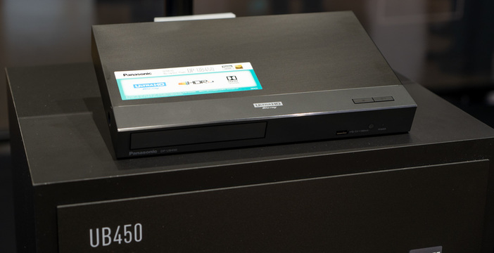 Al momento stai visualizzando Panasonic non lascia, anzi raddoppia ecco altri due UltraHD Blu-ray player. In totale sono quattro
