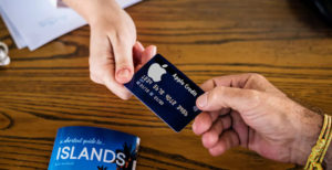 Scopri di più sull'articolo Goldman Sachs e Apple insieme per una carta di credito integrata con iOS