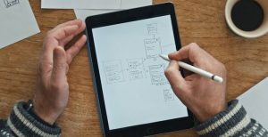 Scopri di più sull'articolo Apple Today si rinnova: con centinaia di nuovi corsi gratuiti diventa una scuola di tecnologia e creatività