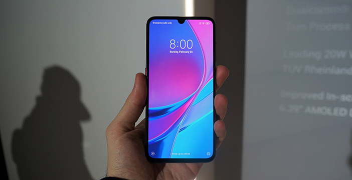 Al momento stai visualizzando La batteria di Xiaomi Mi 9 alla prova. Risultati buoni, ma non eccezionali