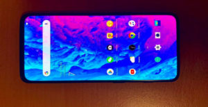 Scopri di più sull'articolo OnePlus 7 sarà così? Cornici ridotte e assenza di fotocamera frontale