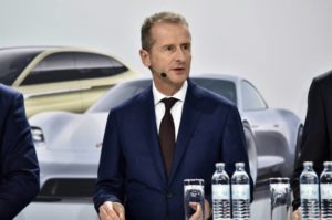 Scopri di più sull'articolo Volkswagen non è interessata a FCA, ma si avvicina a Ford