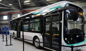 Scopri di più sull'articolo Parigi nel futuro: 800 autobus elettrici per abbattere lo smog entro il 2024