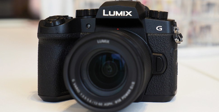 Al momento stai visualizzando Panasonic Lumix G90: si vede che è l’erede della G80, ma punta il naso alla G9