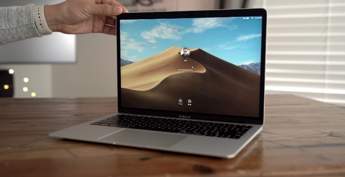 Al momento stai visualizzando MacOS 10.14.4 aumenta la luminosità degli schermi dei nuovi MacBook Air