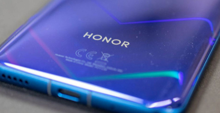 Al momento stai visualizzando Nuova serie Honor 20 il 21 maggio. Honor 20 Pro promette foto da favola