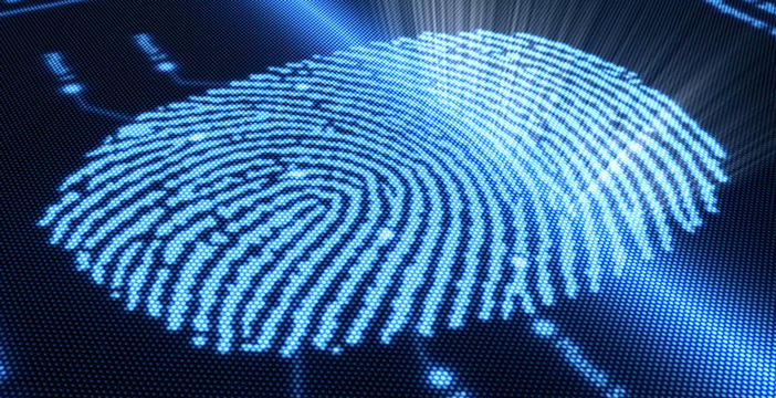 Al momento stai visualizzando Il Galaxy S10 sbloccato con l’impronta finta e la scoperta dell’acqua calda