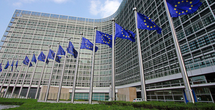 Al momento stai visualizzando Vestager contro i giganti online: “Se non li tasseremo, sarà un problema”