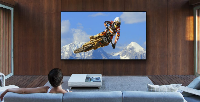 Al momento stai visualizzando Sony ZG9, il TV 8K arriva a giugno: 17.000 euro per l’85”, 80.000 euro per il 98″