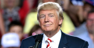 Scopri di più sull'articolo Gli USA mettono al bando Huawei: nessuna società americana può acquistare i prodotti del colosso cinese