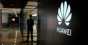 Scopri di più sull'articolo Gli Usa alzano un altro muro: Huawei non potrà neppure chiedere danni per brevetti violati