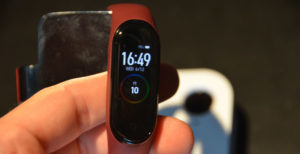 Scopri di più sull'articolo Ufficiale Mi Band 4: ora ha uno schermo AMOLED a colori, ma non costa di più