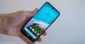Scopri di più sull'articolo Anteprima Xiaomi Mi A3: OLED, sensore sotto lo schermo e 48 megapixel a 249 euro. Chi offre di più?