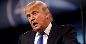 Scopri di più sull'articolo Sony, Microsoft e Nintendo contro Trump: con i dazi “console più care del 25%”